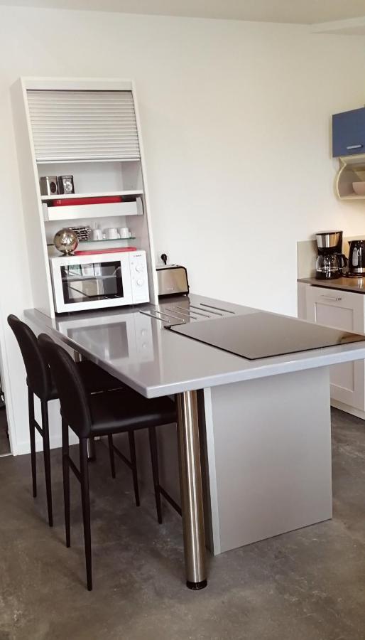 Le Coryphee : Appartement En Centre Ville A Abbeville Exterior photo