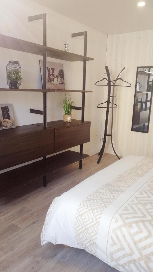 Le Coryphee : Appartement En Centre Ville A Abbeville Room photo